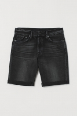  Straight Denim Shorts 15.00 €