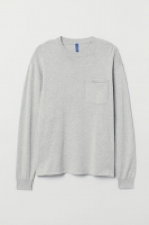  Fine-knit jumper 15.00 €