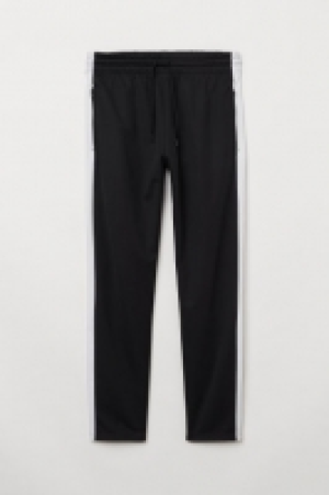  Sports trousers 18.00 €