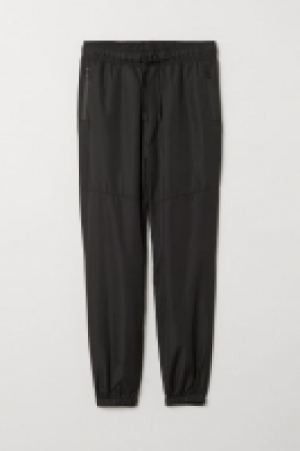  Joggers 15.00 €