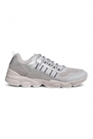  Mesh trainers 38.00 €