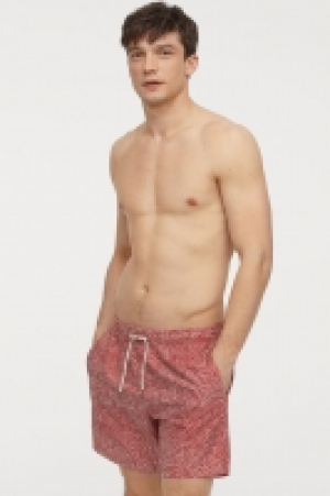  Printed swim shorts 5.00 €