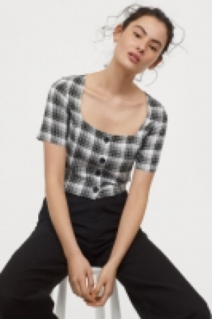  Short blouse 13.00 €