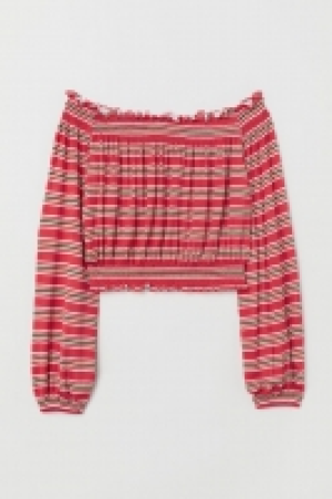  Off-the-shoulder top 9.00 €