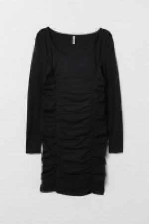  Gathered dress 13.00 €