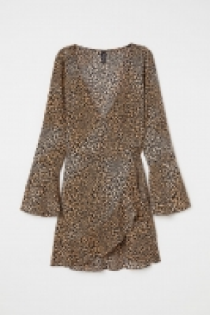 Crêpe wrap dress 16.00 €