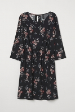  Short dress 3.00 €
