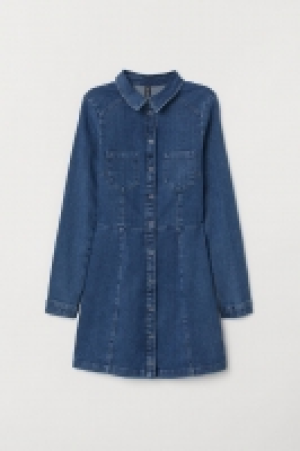  Short denim dress 26.00 €
