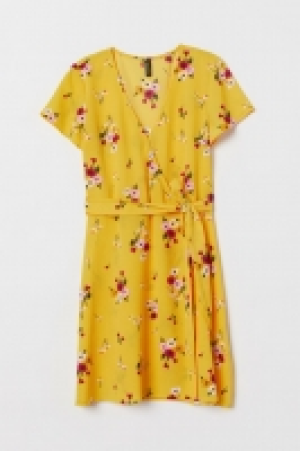  Crêpe wrap dress 10.00 €