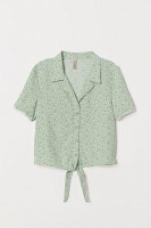  Patterned tie-hem blouse 13.00 €