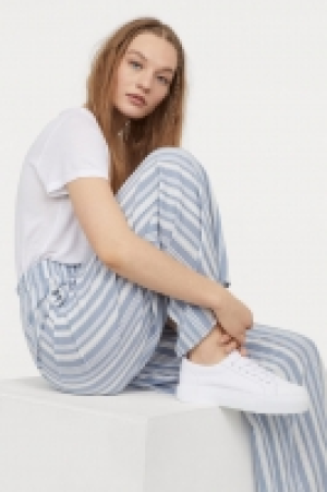  Wide trousers 17.00 €
