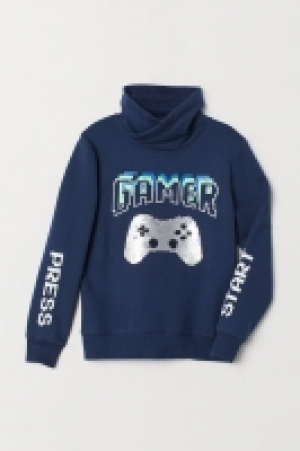  Funnel-collar sweatshirt 9.99 €