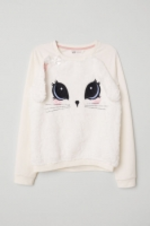  Sweatshirt with appliqués 12.00 €