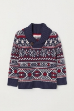  Knitted jumper 15.00 €