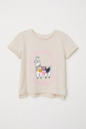  T-shirt with a motif 6.00 €