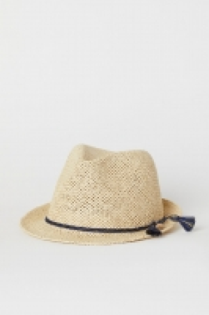  Glittery straw hat 7.00 €