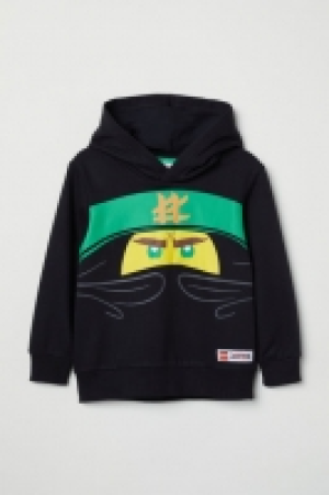  Printed hooded top 14.00 €