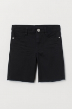  Twill shorts 9.00 €