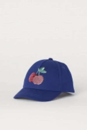  Cap with an appliqué 2.00 €