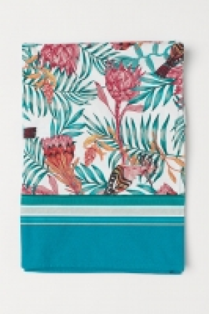  Patterned tablecloth 16.00 €