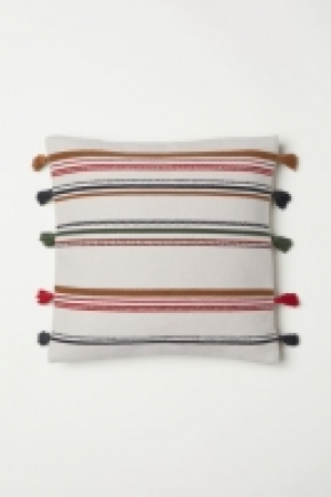  Striped cushion cover 15.00 €