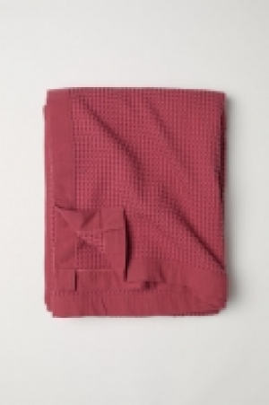  Waffled bedspread 79.00 €