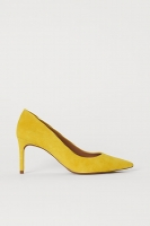  Court shoes 25.00 €