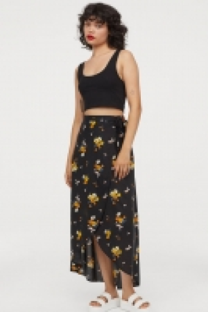  Wrapover viscose skirt 7.00 €