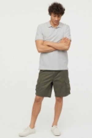  Cotton cargo shorts 13.00 €