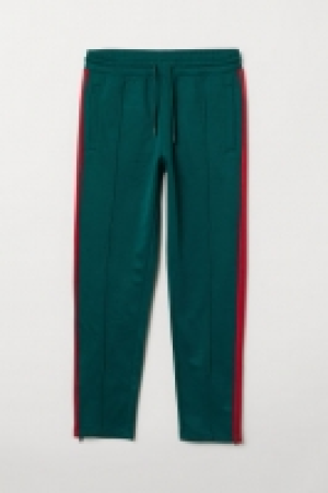  Sports trousers 7.00 €