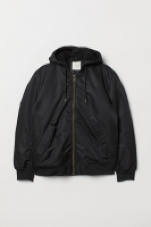  Padded hooded bomber jacket 25.00 €