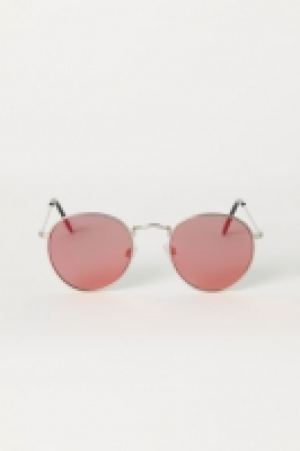  Sunglasses 6.00 €