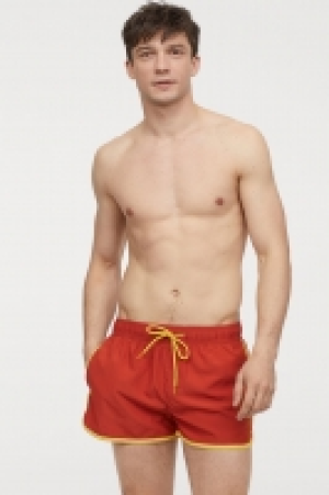  Short swim shorts 3.00 €