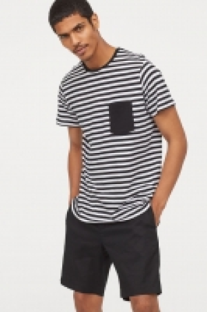  Chino shorts Slim Fit 10.00 €
