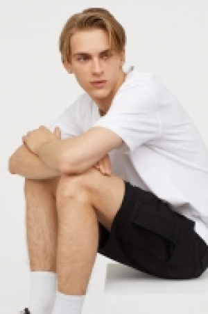  Cargo shorts 6.00 €