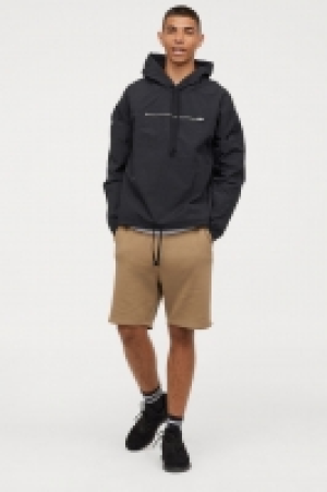  Low-crotch sweatshirt shorts 14.00 €