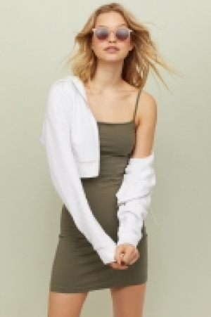  Fitted dress 6.00 €