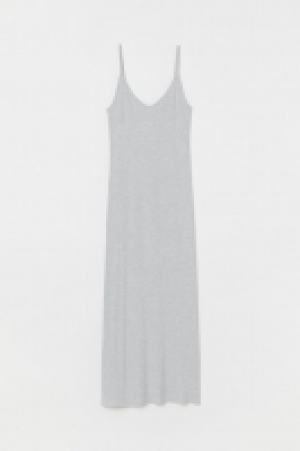  Ribbed dress 10.00 €