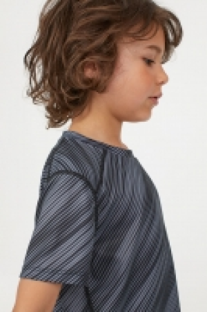  2-pack sports tops 8.00 €