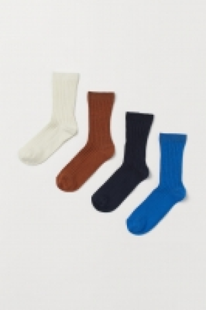  4-pack socks 6.00 €