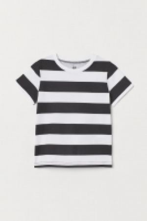  Patterned T-shirt 2.00 €