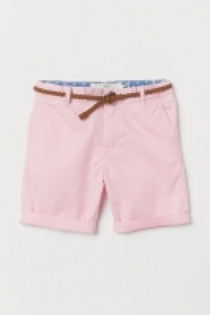  Shorts with a belt 8.00 €