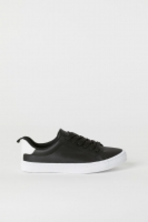 Trainers 10.00 €
