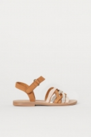  Leather sandals 10.00 €