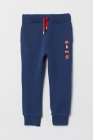  Sweatpants 8.00 €