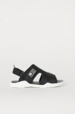  Scuba sandals 12.00 €