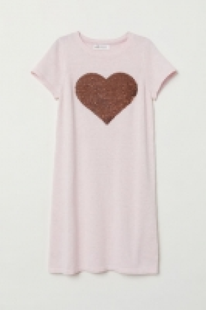  Dress with appliqué 10.00 €