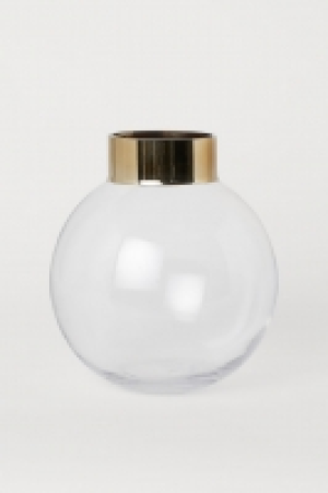  Round glass vase 10.00 €