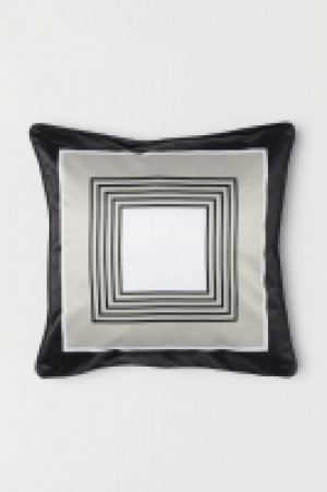  Satin cushion cover 5.00 €