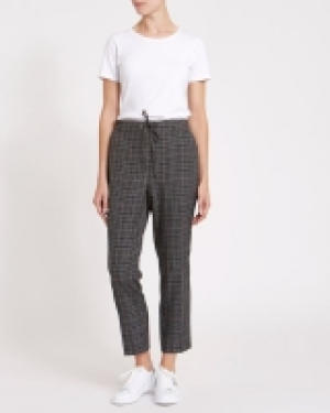 Tailored Joggers 7.00 €
